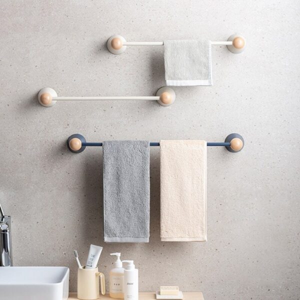 Wall-mounted towel rack